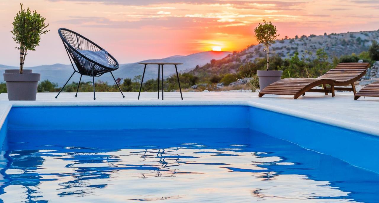 Villa Zlatno Sunce In The Hills Near Trogir Vrsine Zewnętrze zdjęcie