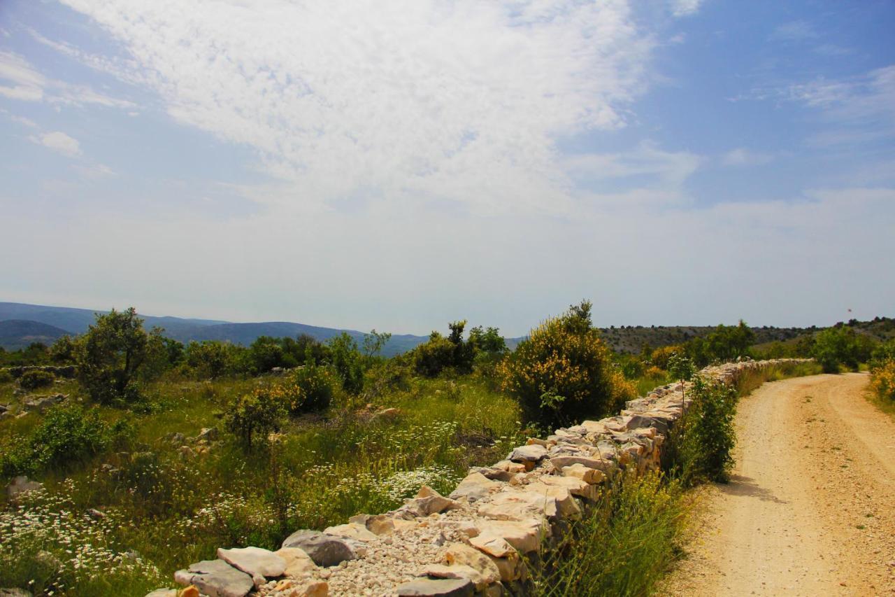 Villa Zlatno Sunce In The Hills Near Trogir Vrsine Zewnętrze zdjęcie