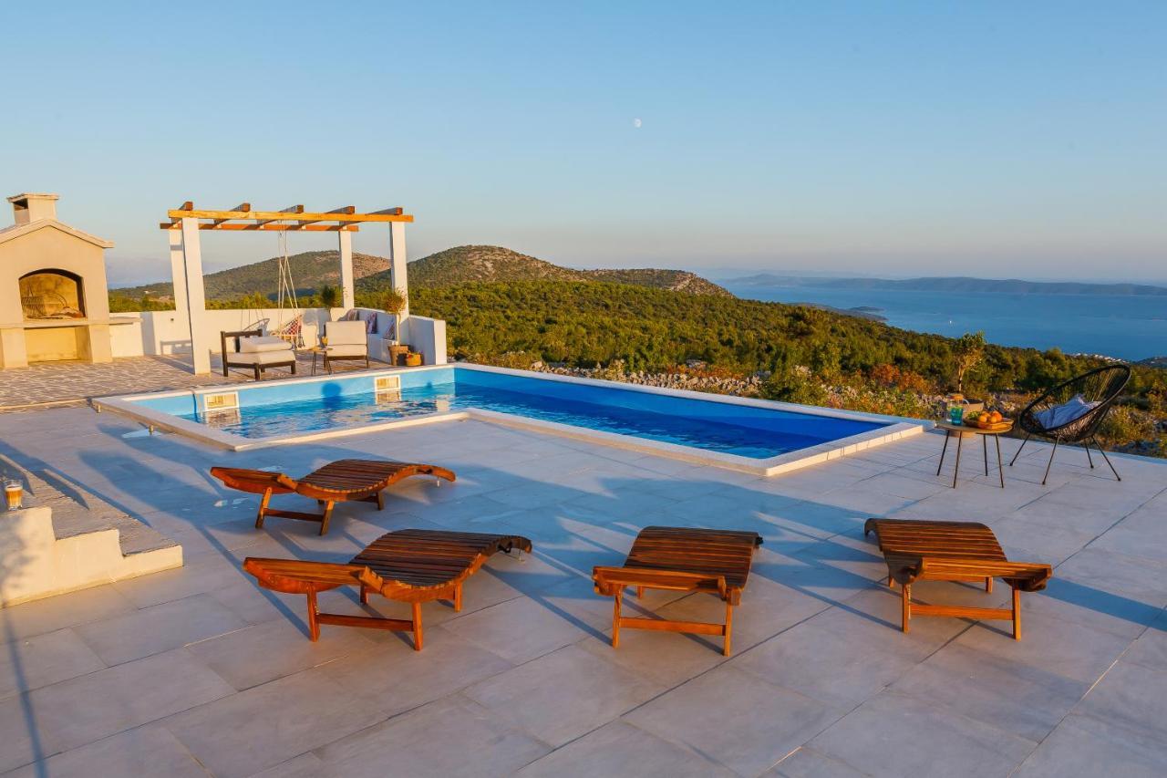 Villa Zlatno Sunce In The Hills Near Trogir Vrsine Zewnętrze zdjęcie